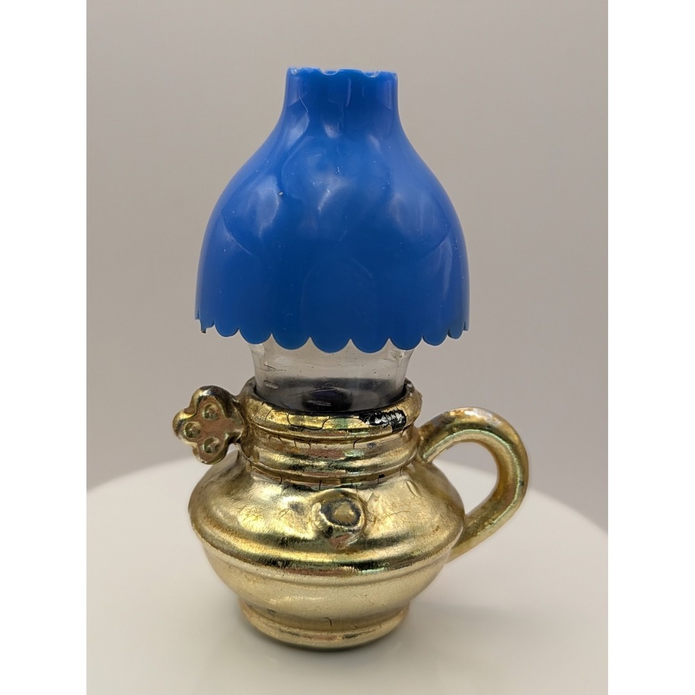 VINTAGE KITCHEN 3" HIGH PLASTIC/METAL OLD LANTERN SALT & PEPPER SHAKERS - Picture 5 of 16